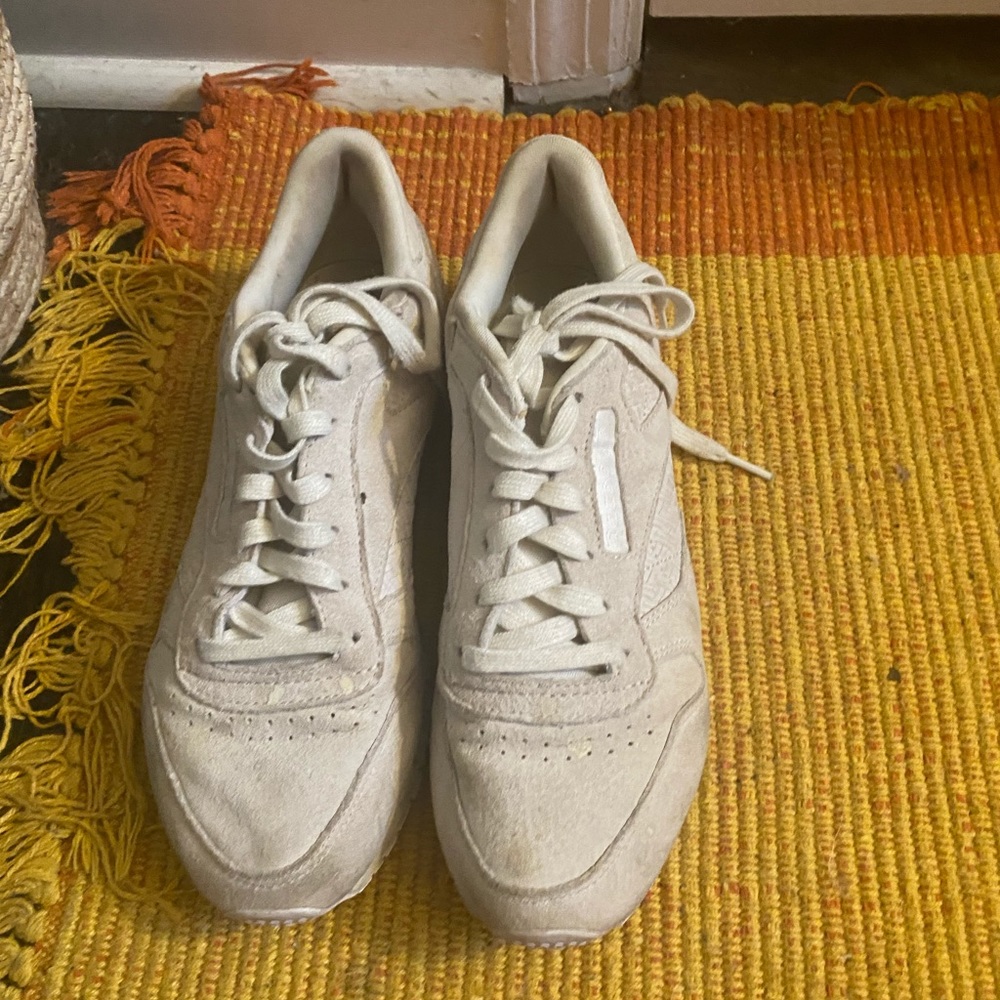 suede rebok tennis shoes!!